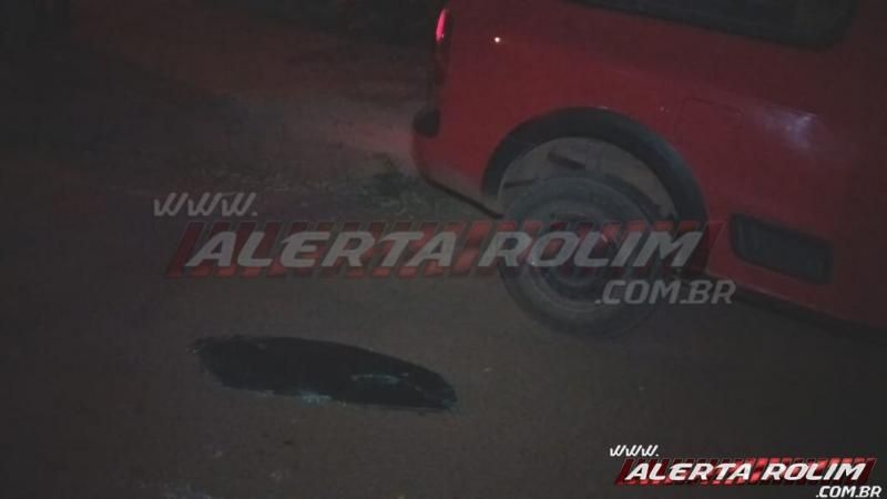 Violenta colisão entre dois carros foi registrada no bairro Boa Esperança em Rolim de Moura Violenta colisão entre dois carros foi registrada no bairro Boa Esperança em Rolim de Moura