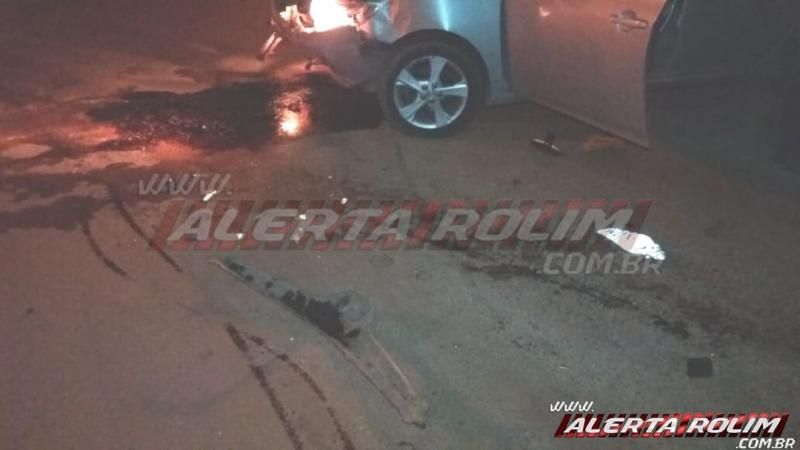 Violenta colisão entre dois carros foi registrada no bairro Boa Esperança em Rolim de Moura Violenta colisão entre dois carros foi registrada no bairro Boa Esperança em Rolim de Moura