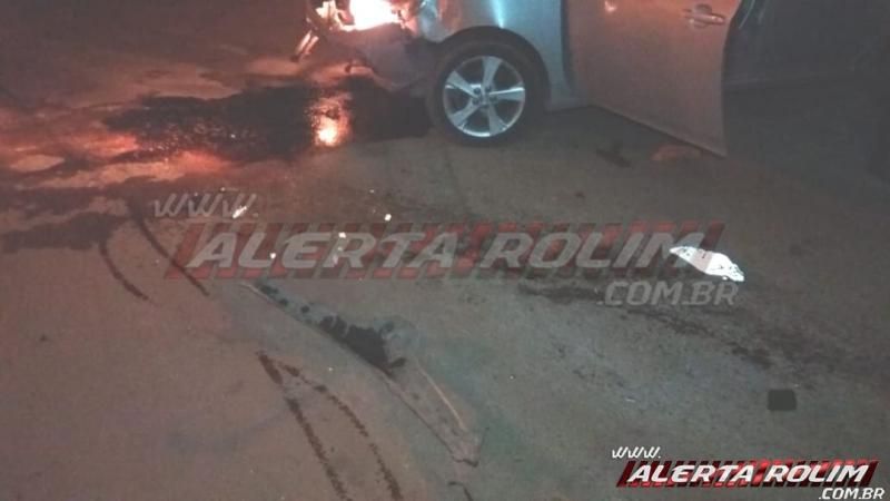 Violenta colisão entre dois carros foi registrada no bairro Boa Esperança em Rolim de Moura Violenta colisão entre dois carros foi registrada no bairro Boa Esperança em Rolim de Moura