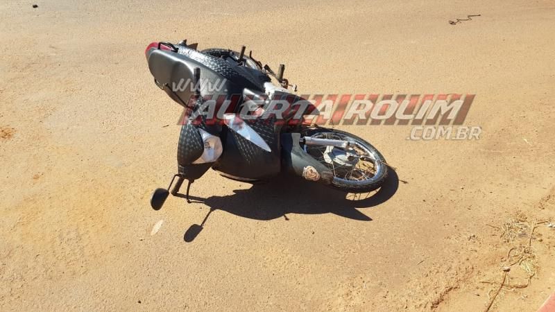 Colisão entre carro e moto foi registrada nesta manhã de sábado em Rolim de Moura Colisão entre carro e moto foi registrada nesta manhã de sábado em Rolim de Moura