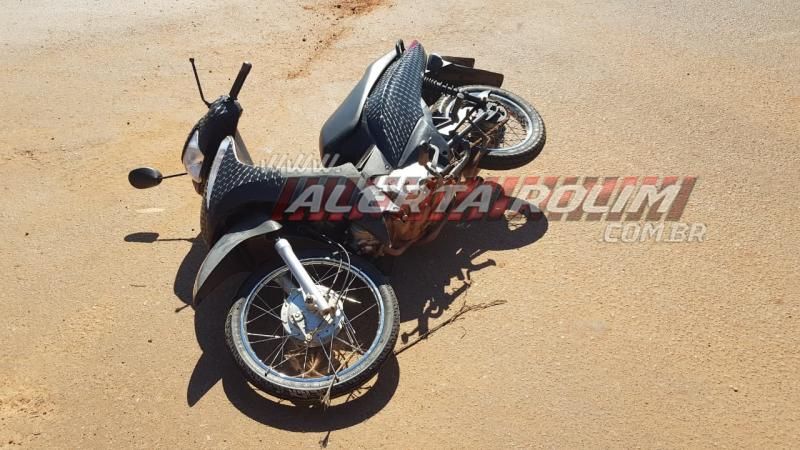 Colisão entre carro e moto foi registrada nesta manhã de sábado em Rolim de Moura Colisão entre carro e moto foi registrada nesta manhã de sábado em Rolim de Moura