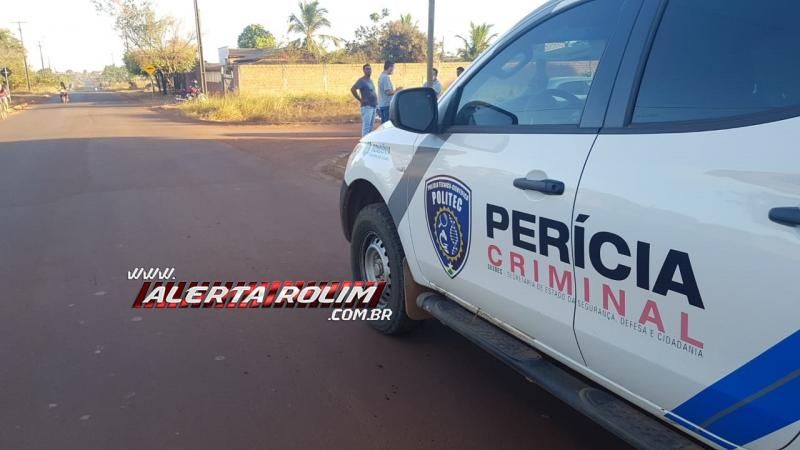 Colisão entre moto e carro foi registrada nesta sexta-feira na Rua Parnaíba em Rolim de Moura Colisão entre moto e carro foi registrada nesta sexta-feira na Rua Parnaíba em Rolim de Moura