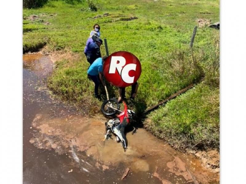 ATUALIZADA - Corpo de homem é encontrado boiando no igarapé em São Francisco do Guaporé ATUALIZADA - Corpo de homem é encontrado boiando no igarapé em São Francisco do Guaporé
