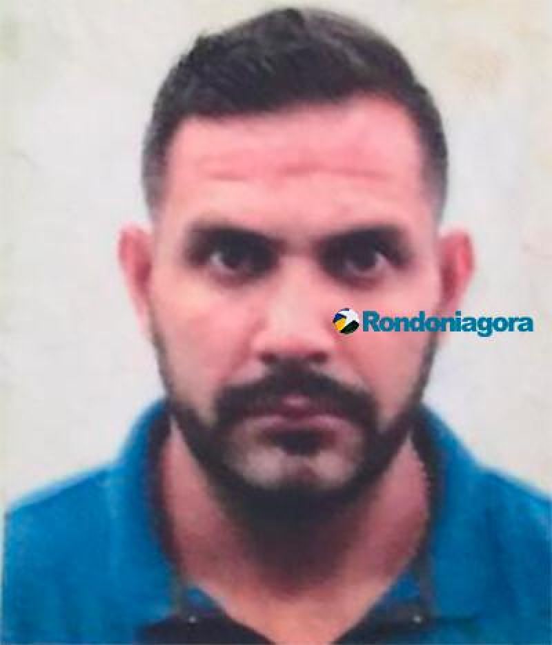 Delegado e gerente de posto são mortos durante troca de tiros na Zona Leste de Porto Velho Delegado e gerente de posto são mortos durante troca de tiros na Zona Leste de Porto Velho