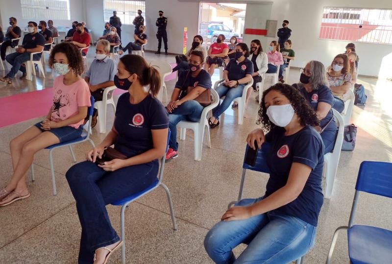 Diretores do Colégio Tiradentes em Rolim de Moura recepcionam professores da unidade para o início do semestre letivo Diretores do Colégio Tiradentes em Rolim de Moura recepcionam professores da unidade para o início do semestre letivo