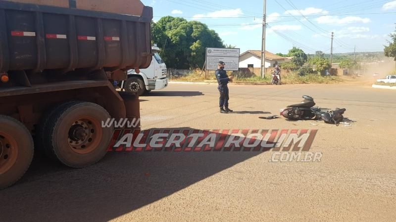Grave acidente de trânsito foi registrado durante a tarde desta segunda-feira em Rolim de Moura Grave acidente de trânsito foi registrado durante a tarde desta segunda-feira em Rolim de Moura