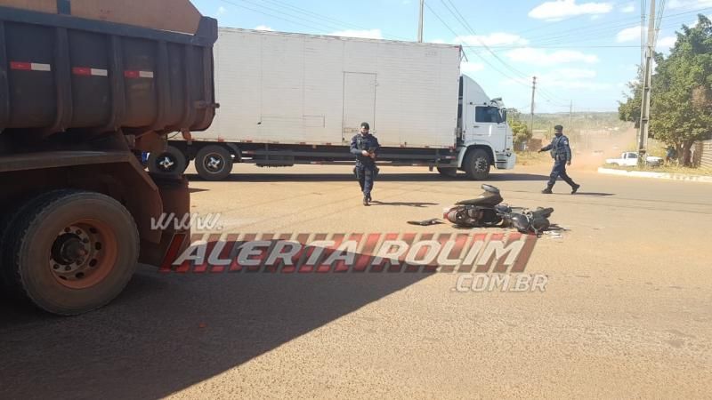 Grave acidente de trânsito foi registrado durante a tarde desta segunda-feira em Rolim de Moura Grave acidente de trânsito foi registrado durante a tarde desta segunda-feira em Rolim de Moura