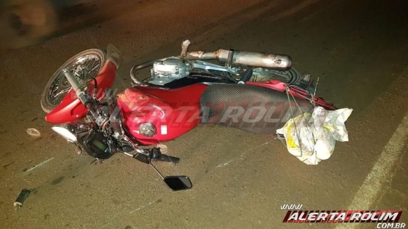 Motociclista é socorrido pelo Corpo de Bombeiros, após colidir em cavalo na RO-383 em Rolim de Moura Motociclista é socorrido pelo Corpo de Bombeiros, após colidir em cavalo na RO-383 em Rolim de Moura