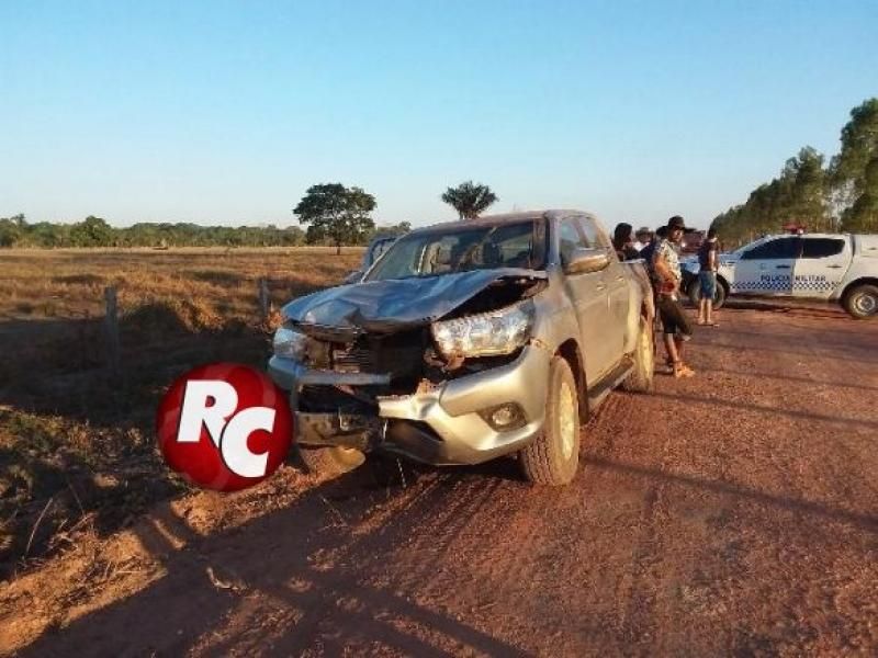 Motociclista morre após colisão frontal com caminhonete em São Miguel do Guaporé Motociclista morre após colisão frontal com caminhonete em São Miguel do Guaporé