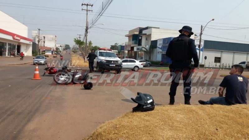 Colisão entre duas motos foi registrada nesta tarde de terça-feira em Rolim de Moura Colisão entre duas motos foi registrada nesta tarde de terça-feira em Rolim de Moura