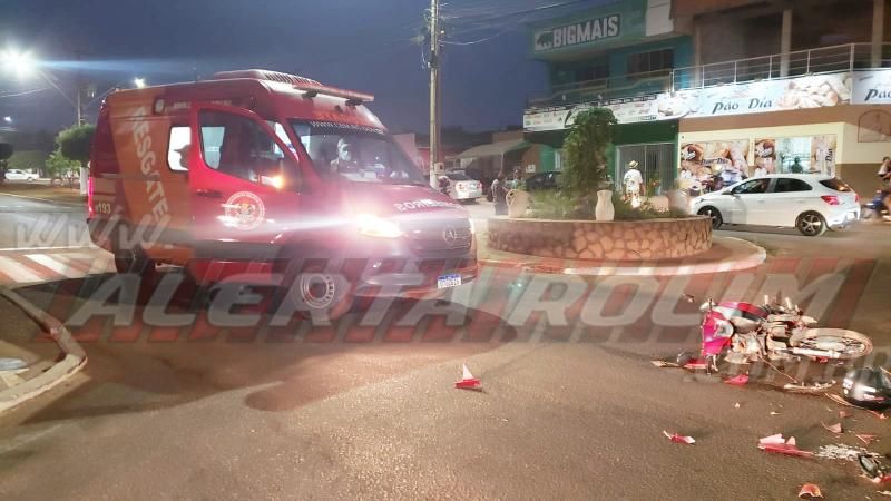 Condutor de Fiat Toro avança via e foge do local após ocasionar acidente em Rolim de Moura Condutor de Fiat Toro avança via e foge do local após ocasionar acidente em Rolim de Moura