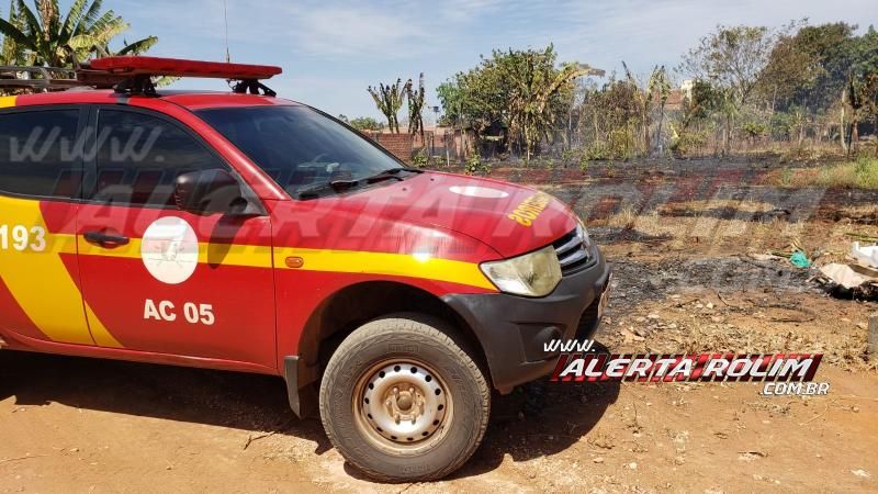 Leitoa é queimada viva durante incêndio em vegetação no setor chacareiro em Rolim de moura Leitoa é queimada viva durante incêndio em vegetação no setor chacareiro em Rolim de moura