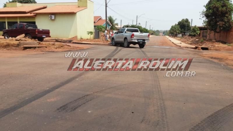 Motociclista é socorrido após ser atingido por Hilux no Boa Esperança em Rolim de Moura Motociclista é socorrido após ser atingido por Hilux no Boa Esperança em Rolim de Moura