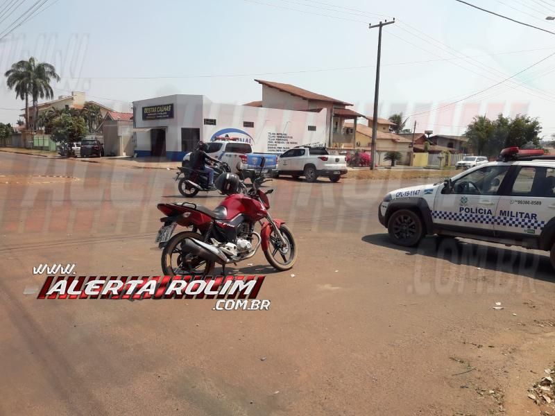 Motociclista é socorrido em estado grave após atingir veículo da SEMUSA em Rolim de Moura Motociclista é socorrido em estado grave após atingir veículo da SEMUSA em Rolim de Moura