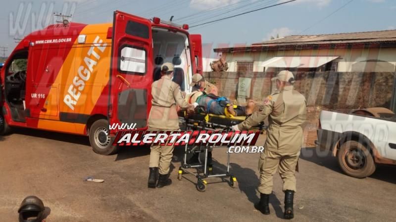 Motociclista inabilitado avança via e colide em carro nesta tarde de terça-feira em Rolim de Moura Motociclista inabilitado avança via e colide em carro nesta tarde de terça-feira em Rolim de Moura