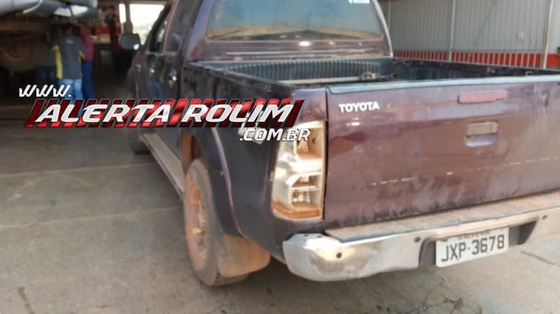 Mototaxista é socorrido depois de colidir na traseira de caminhonete após condutor sair de oficina em Rolim de Moura Mototaxista é socorrido depois de colidir na traseira de caminhonete após condutor sair de oficina em Rolim de Moura