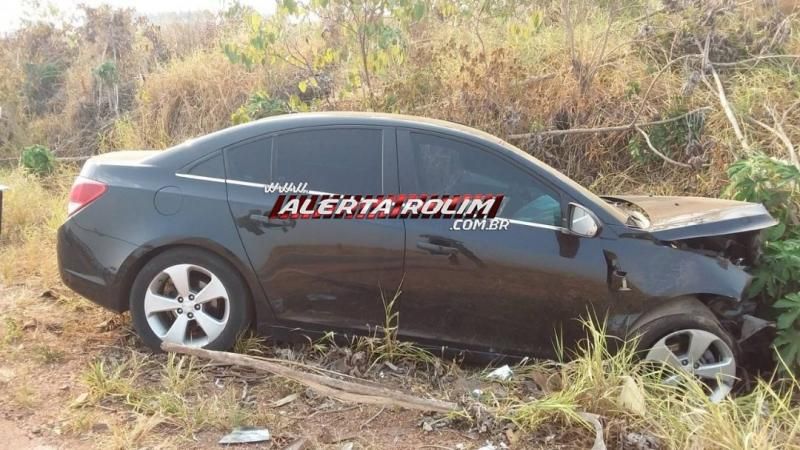 URGENTE - Morador da linha 200 morre após colisão frontal entre dois carros na RO-010 em Rolim de Moura