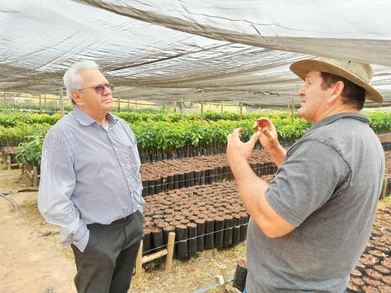 Vice-Governador José Jodan incentiva novas culturas para a Agricultura Familiar do Estado de Rondônia Vice-Governador José Jodan incentiva novas culturas para a Agricultura Familiar do Estado de Rondônia