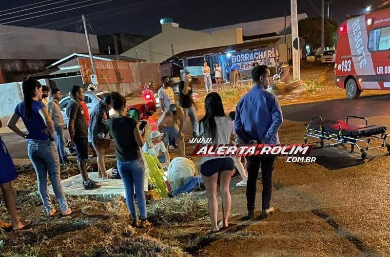 Acidente entre duas motos resulta em três vítimas em Rolim de Moura; uma delas foi socorrida pelos bombeiros em estado grave Acidente entre duas motos resulta em três vítimas em Rolim de Moura; uma delas foi socorrida pelos bombeiros em estado grave