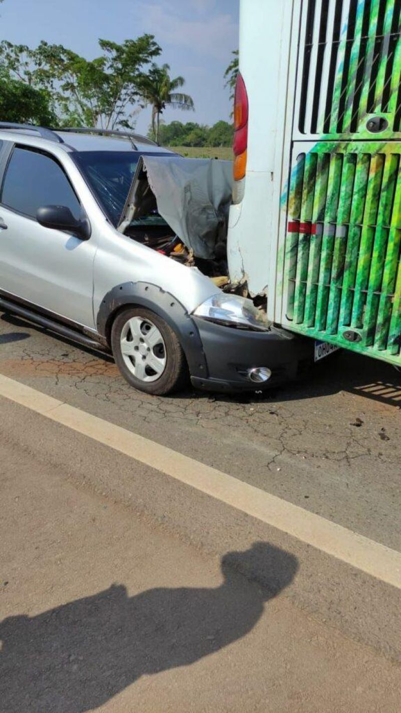 ATUALIZADA - Acidente entre Fiat Strada, caminhão e ônibus da Eucatur deixa seis feridos em Pimenta Bueno ATUALIZADA - Acidente entre Fiat Strada, caminhão e ônibus da Eucatur deixa seis feridos em Pimenta Bueno