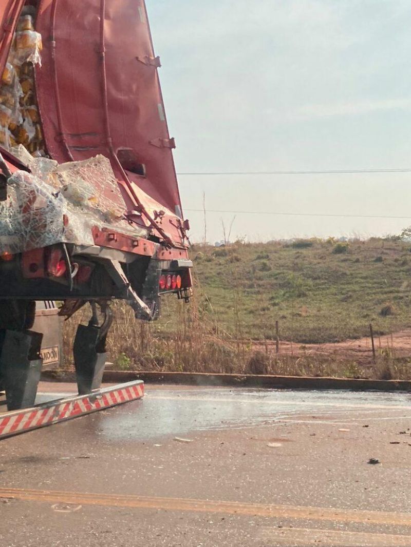 ATUALIZADA - Acidente entre Fiat Strada, caminhão e ônibus da Eucatur deixa seis feridos em Pimenta Bueno ATUALIZADA - Acidente entre Fiat Strada, caminhão e ônibus da Eucatur deixa seis feridos em Pimenta Bueno