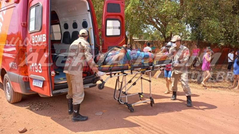 Colisão entre carro e moto no Beira Rio resulta em um ferido nesta tarde em Rolim de Moura Colisão entre carro e moto no Beira Rio resulta em um ferido nesta tarde em Rolim de Moura