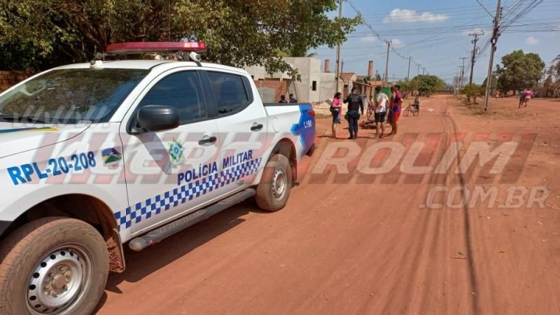 Colisão entre carro e moto no Beira Rio resulta em um ferido nesta tarde em Rolim de Moura Colisão entre carro e moto no Beira Rio resulta em um ferido nesta tarde em Rolim de Moura