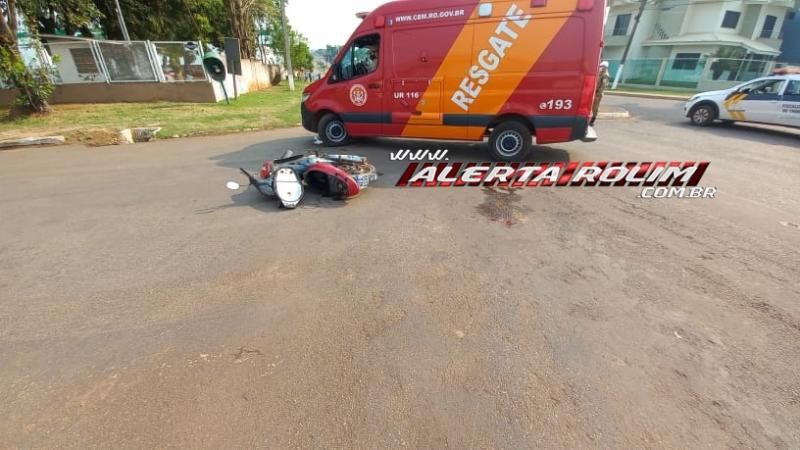 Colisão entre carro e moto resultou em vítimas nesta manhã de quarta-feira em Rolim de Moura Colisão entre carro e moto resultou em vítimas nesta manhã de quarta-feira em Rolim de Moura