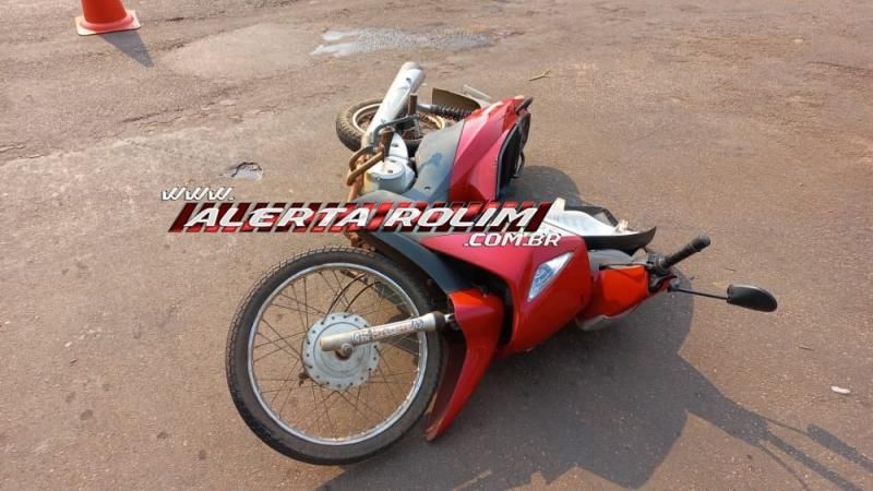 Colisão entre carro e moto resultou em vítimas nesta manhã de quarta-feira em Rolim de Moura Colisão entre carro e moto resultou em vítimas nesta manhã de quarta-feira em Rolim de Moura