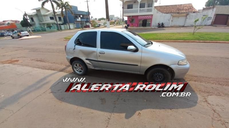 Colisão entre carro e moto resultou em vítimas nesta manhã de quarta-feira em Rolim de Moura Colisão entre carro e moto resultou em vítimas nesta manhã de quarta-feira em Rolim de Moura