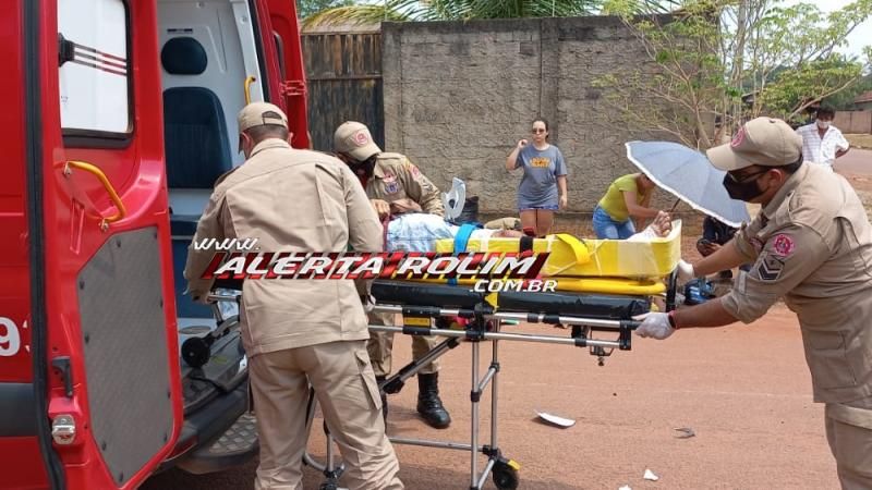 Motorista de carro foge do local após avançar via e causar grave acidente no bairro Cidade Alta em Rolim de Moura Motorista de carro foge do local após avançar via e causar grave acidente no bairro Cidade Alta em Rolim de Moura