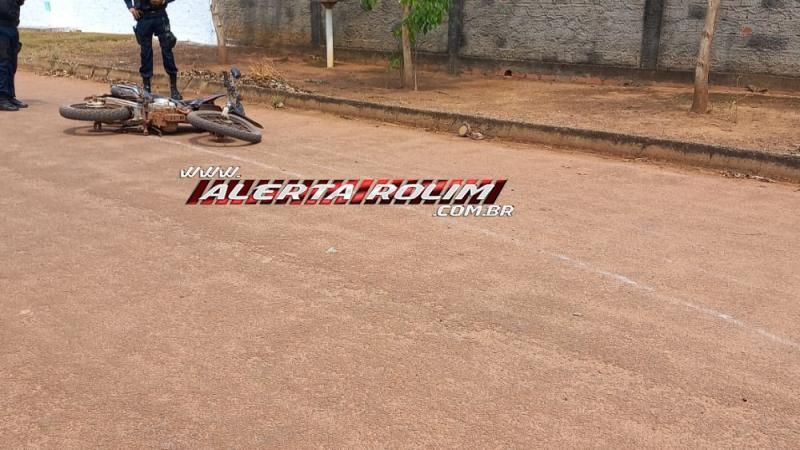 Motorista de carro foge do local após avançar via e causar grave acidente no bairro Cidade Alta em Rolim de Moura Motorista de carro foge do local após avançar via e causar grave acidente no bairro Cidade Alta em Rolim de Moura