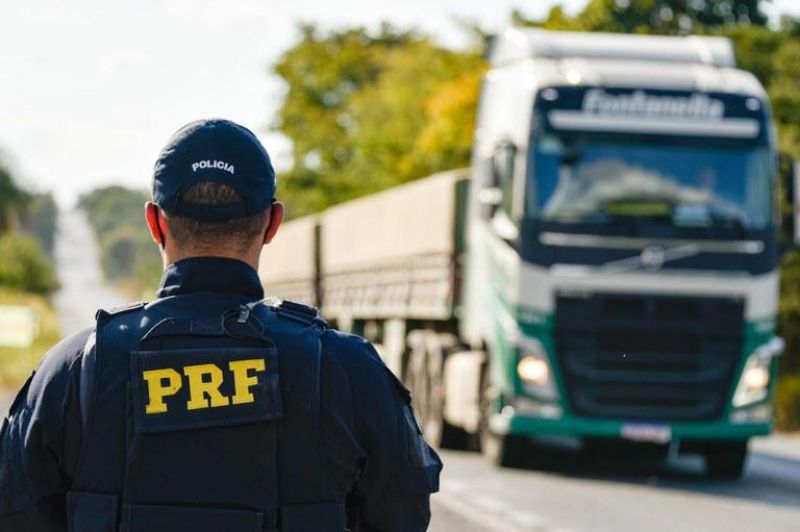 Em Rondônia, PRF dá início à Operação Independência Em Rondônia, PRF dá início à Operação Independência