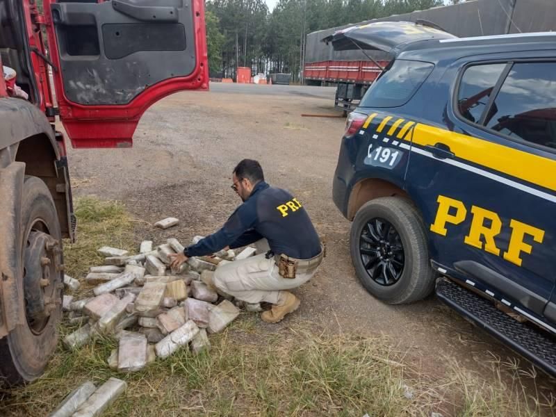 Em Vilhena, PRF apreende carga de maconha colombiana avaliada em mais de R$ 3 milhões Em Vilhena, PRF apreende carga de maconha colombiana avaliada em mais de R$ 3 milhões