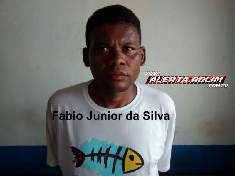 Ladrão é preso em flagrante pela PM, após furto em residência e ameaçar a vítima Ladrão é preso em flagrante pela PM, após furto em residência e ameaçar a vítima