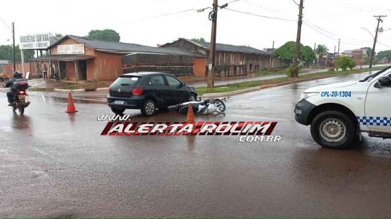 Mais um acidente de trânsito é registrado nesta manhã de sexta-feira em Rolim de Moura Mais um acidente de trânsito é registrado nesta manhã de sexta-feira em Rolim de Moura