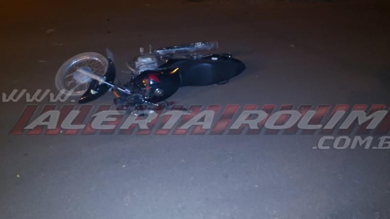 Motociclista inabilitado colide em carro após motorista avançar a via em Rolim de Moura Motociclista inabilitado colide em carro após motorista avançar a via em Rolim de Moura