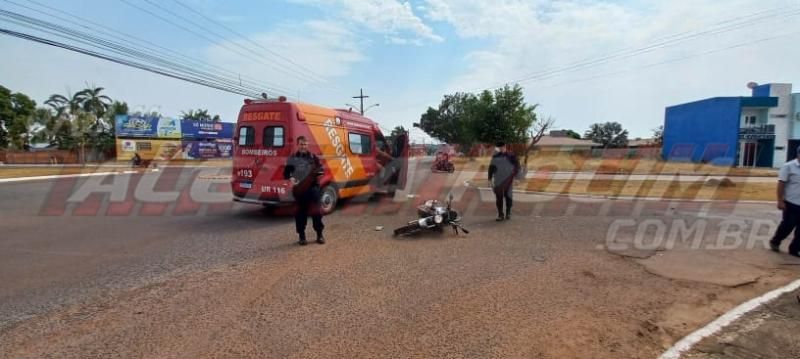 Pai e filho ficam feridos no primeiro acidente de trânsito do mês em Rolim de Moura Pai e filho ficam feridos no primeiro acidente de trânsito do mês em Rolim de Moura