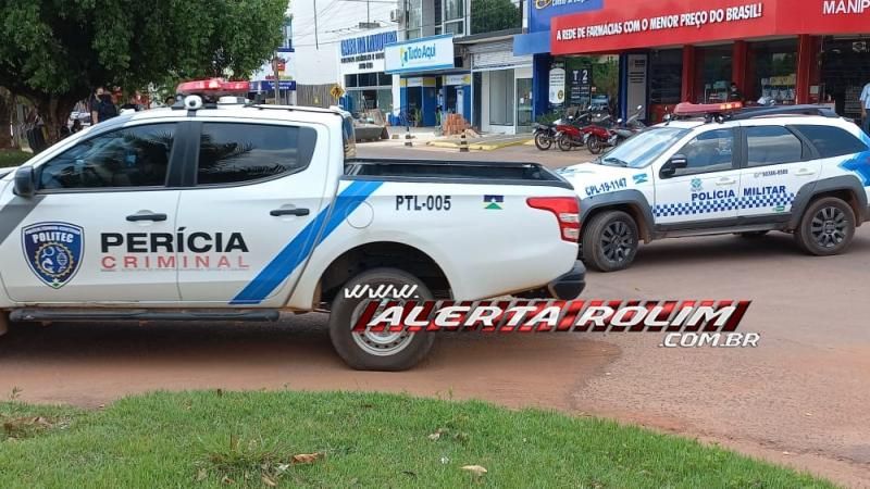 PM registrou colisão entre duas motos no Centro de Rolim de Moura nesta manhã de quinta-feira PM registrou colisão entre duas motos no Centro de Rolim de Moura nesta manhã de quinta-feira