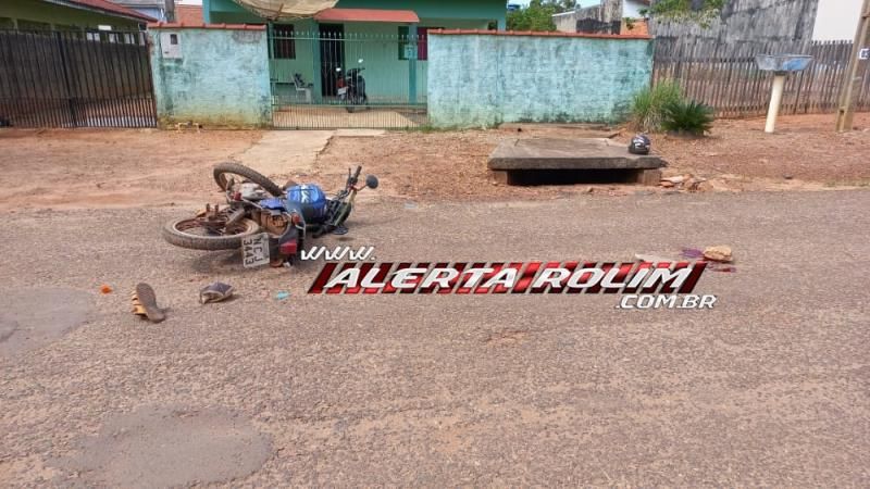 Motociclista é encaminhado a Cacoal após bater cabeça ao solo durante colisão com carro em Rolim de Moura Motociclista é encaminhado a Cacoal após bater cabeça ao solo durante colisão com carro em Rolim de Moura