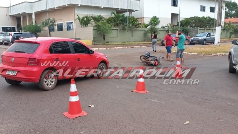 Segundo acidente de trânsito com pessoa ferida foi registrado nesta quinta-feira em Rolim de Moura Segundo acidente de trânsito com pessoa ferida foi registrado nesta quinta-feira em Rolim de Moura