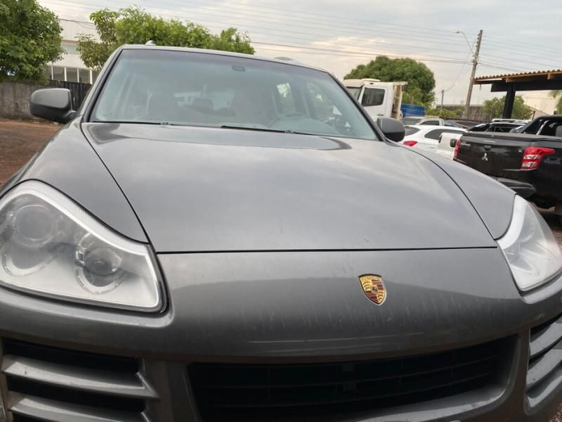 Veja os carros apreendidos pela PF durante a Operação Carga Prensada em Rondônia Veja os carros apreendidos pela PF durante a Operação Carga Prensada em Rondônia