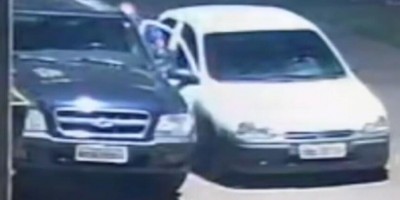 Vídeo: criminosos roubam caminhonete em RO e dono pede ajuda Vídeo: criminosos roubam caminhonete em RO e dono pede ajuda