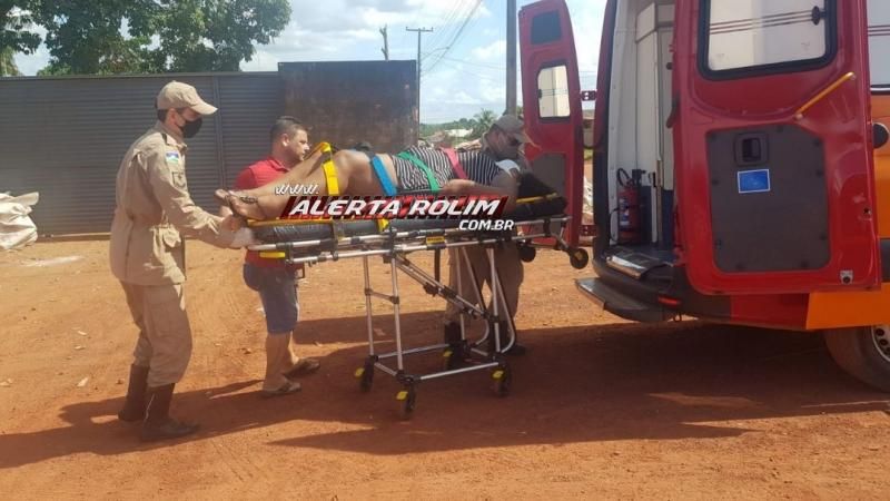 Mulher é socorrida após acidente de trânsito no bairro Olímpico em Rolim de Moura Mulher é socorrida após acidente de trânsito no bairro Olímpico em Rolim de Moura