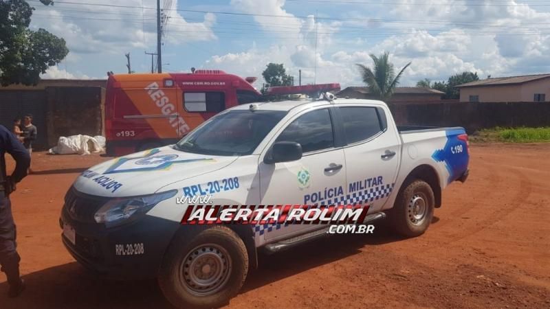Mulher é socorrida após acidente de trânsito no bairro Olímpico em Rolim de Moura Mulher é socorrida após acidente de trânsito no bairro Olímpico em Rolim de Moura