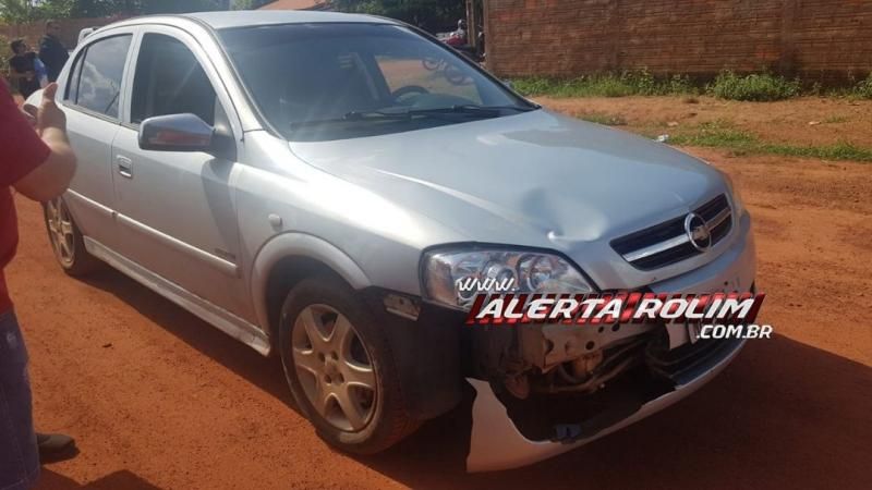Mulher é socorrida após acidente de trânsito no bairro Olímpico em Rolim de Moura Mulher é socorrida após acidente de trânsito no bairro Olímpico em Rolim de Moura