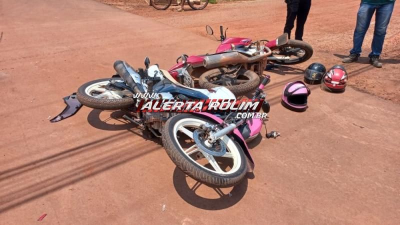 Mãe, filha e uma terceira pessoa foram socorridas pelos bombeiros, após acidente entre duas motos em Rolim de Moura Mãe, filha e uma terceira pessoa foram socorridas pelos bombeiros, após acidente entre duas motos em Rolim de Moura