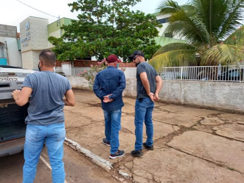 Marido, acusado de torturar a esposa por quase 20 anos é preso pela equipe da Polícia Civil da DEAM em Rolim de Moura Marido, acusado de torturar a esposa por quase 20 anos é preso pela equipe da Polícia Civil da DEAM em Rolim de Moura