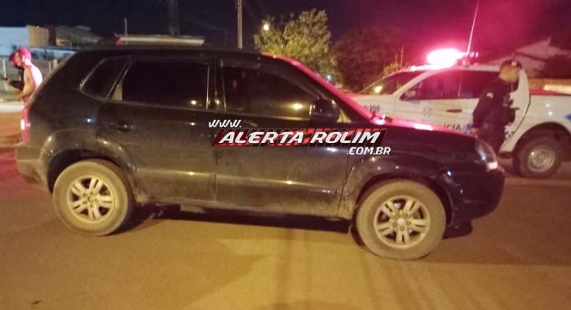 Motociclista fica ferido após colidir em carro, no cruzamento da Rua Barão de Melgaço com a Avenida Cuiabá em Rolim de Moura Motociclista fica ferido após colidir em carro, no cruzamento da Rua Barão de Melgaço com a Avenida Cuiabá em Rolim de Moura