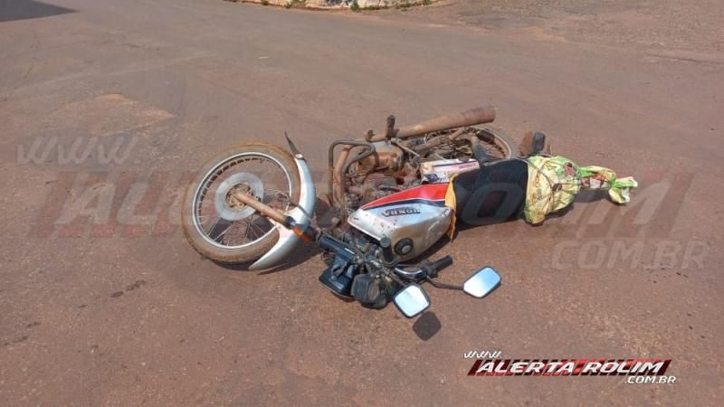Esquina da UPA de Rolim de Moura foi cenário de mais um acidente de trânsito Esquina da UPA de Rolim de Moura foi cenário de mais um acidente de trânsito